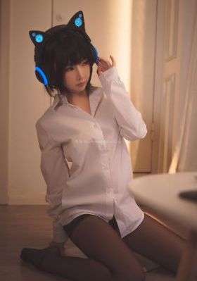 欧美熟女俱乐部_剧情片免费高清观看